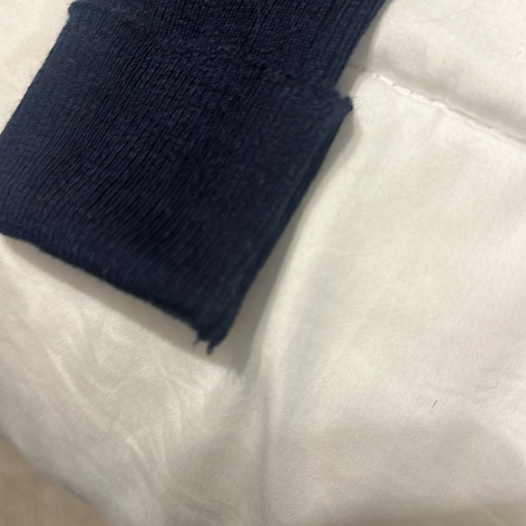 L'Etoile Tennis Anyone Sweater xs navy and off white- small hole in cuff see pic - Picture 6 of 7